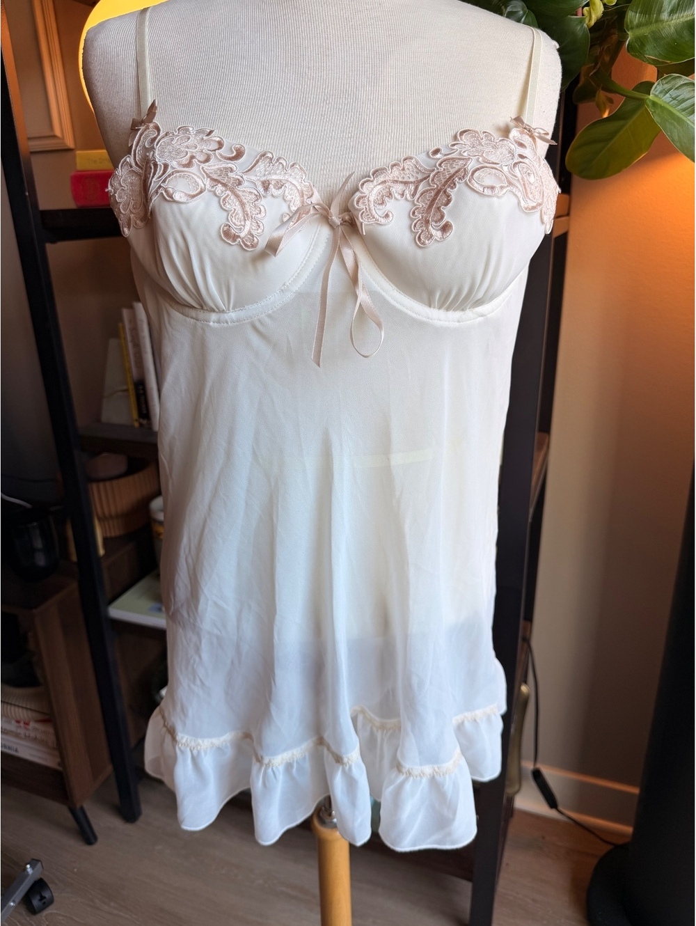 Vintage Linea Donatella Ivory Lace Trim Babydoll Slip Dress Size XL